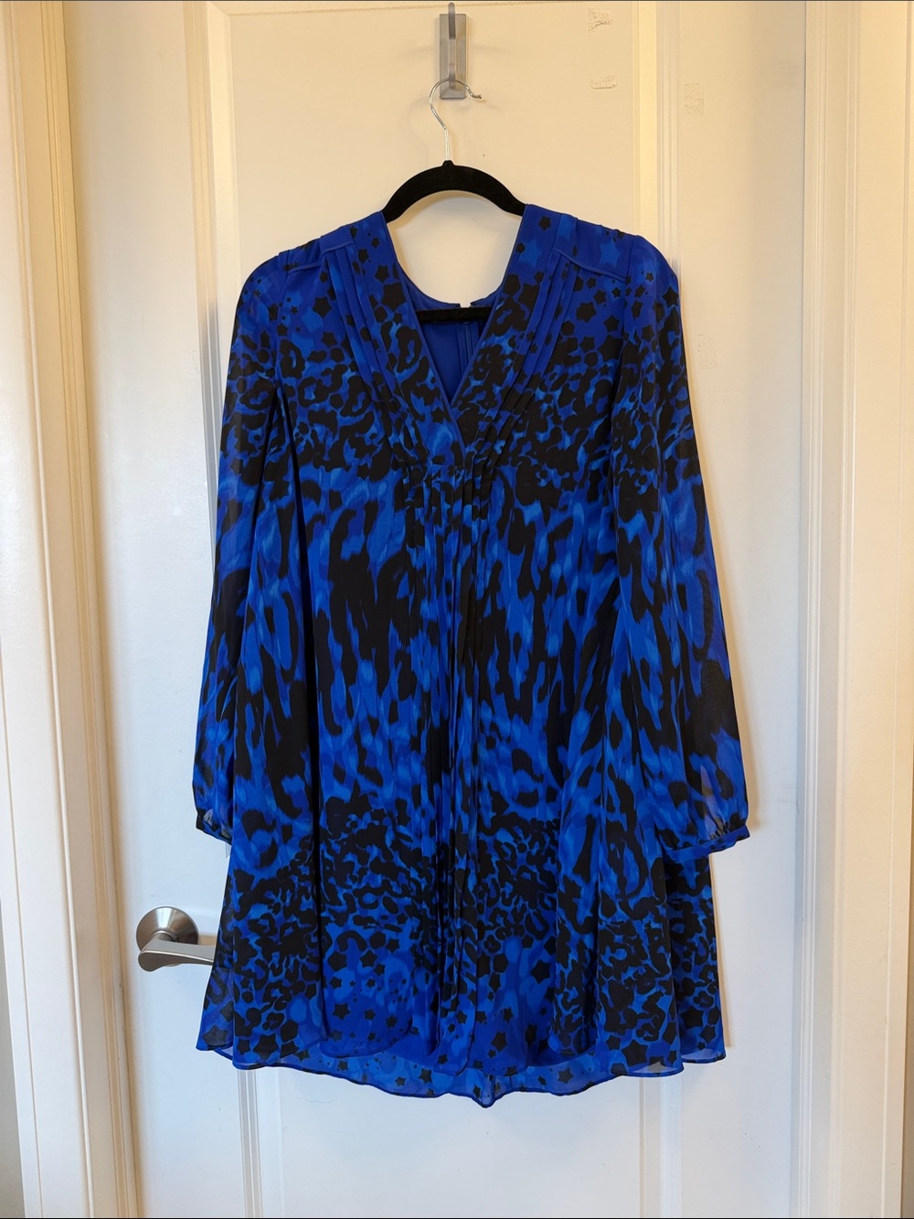Ted Baker (size 3) Royal Blue and Black Printed Long Sleeve Shorts Dress